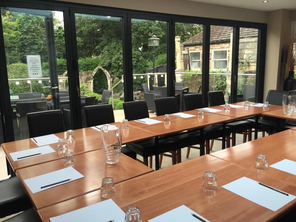 The York Priory Hotel Esterno foto