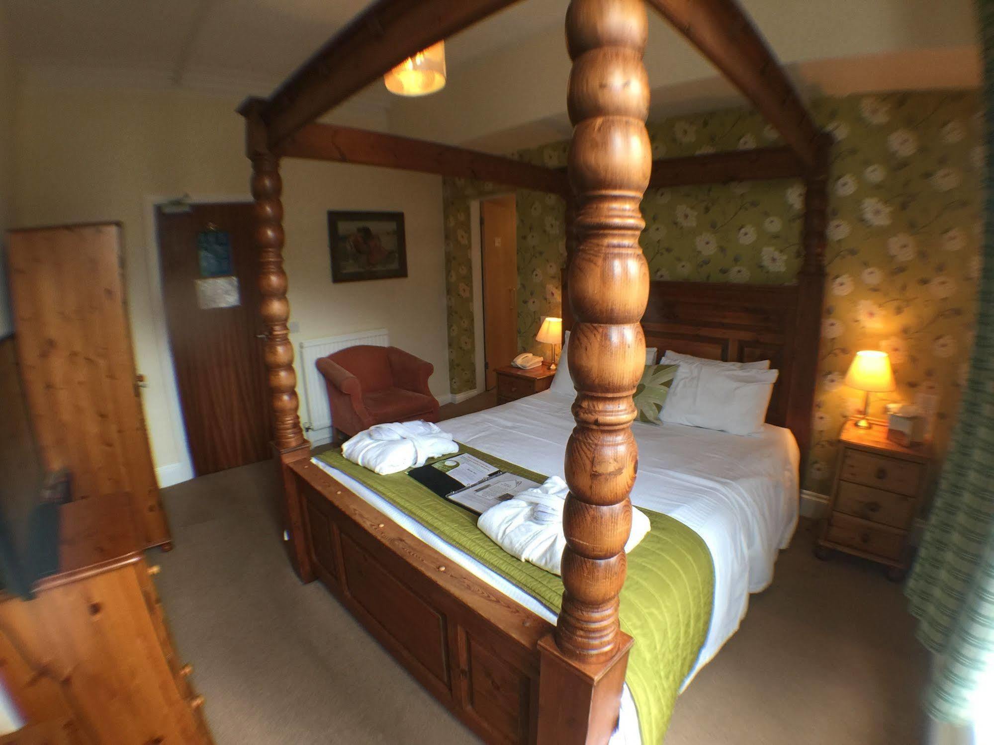 The York Priory Hotel Esterno foto